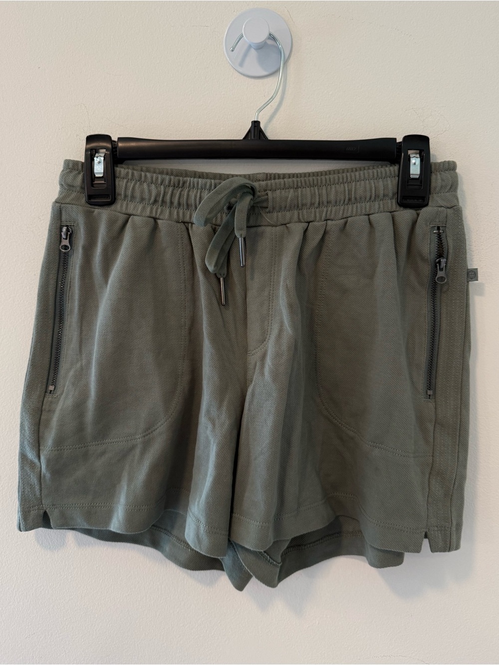 Mondetta Olive Shorts Size X-Small #Lux-Q